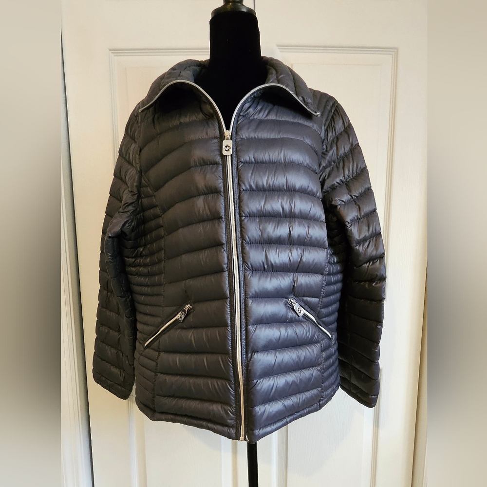 Bundled Mk Down Jacket And Nwot Infinity Scarf - image 8